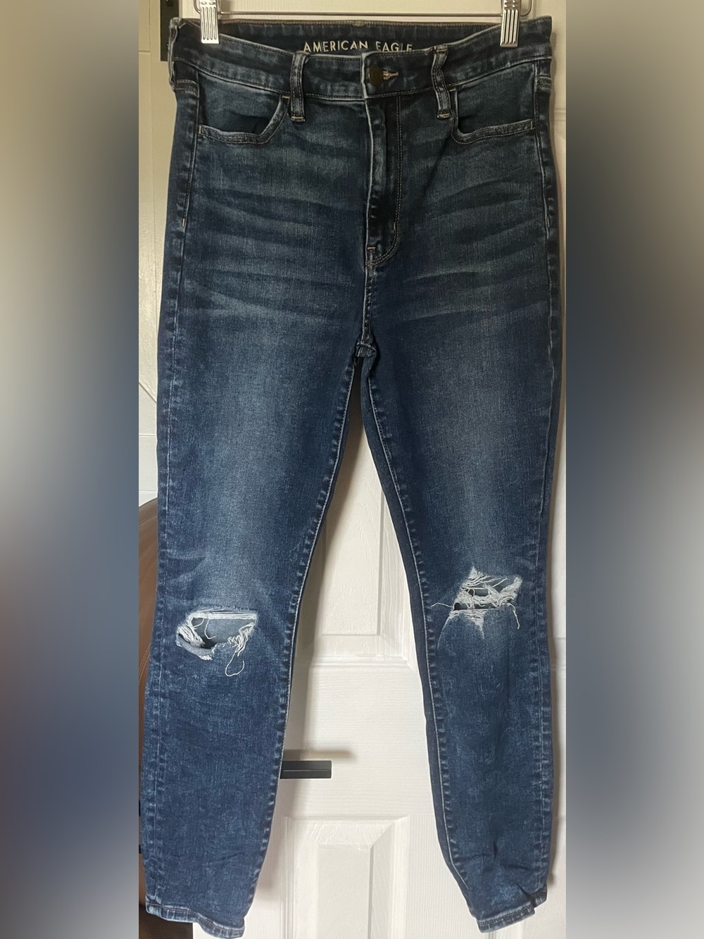 American Eagle Outfitters Dark Blue Skinny Distressed Jeans (10 Short)